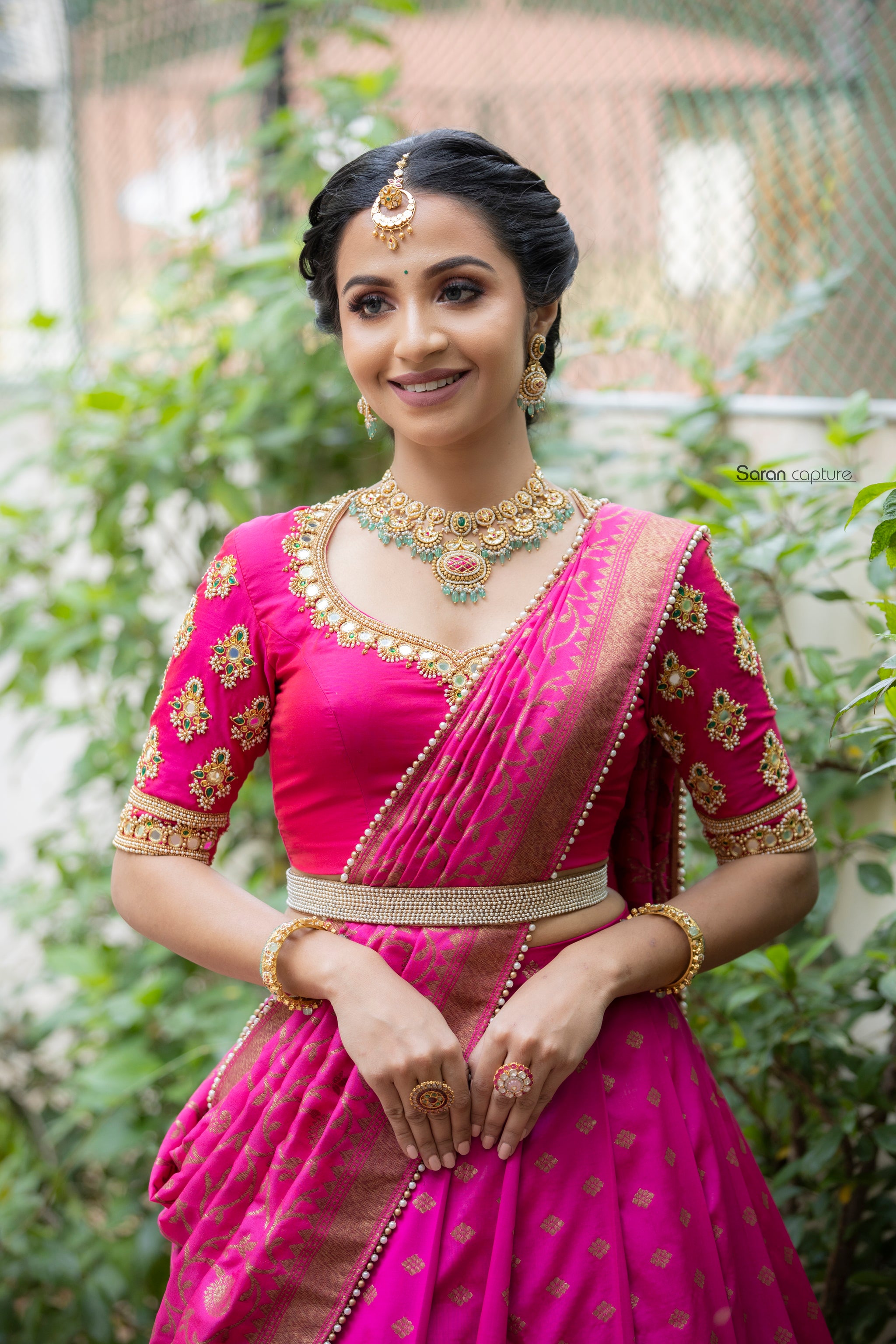 Kerala Traditional bride | Long skirt and top, Set mundu blouse design,  Onam outfits